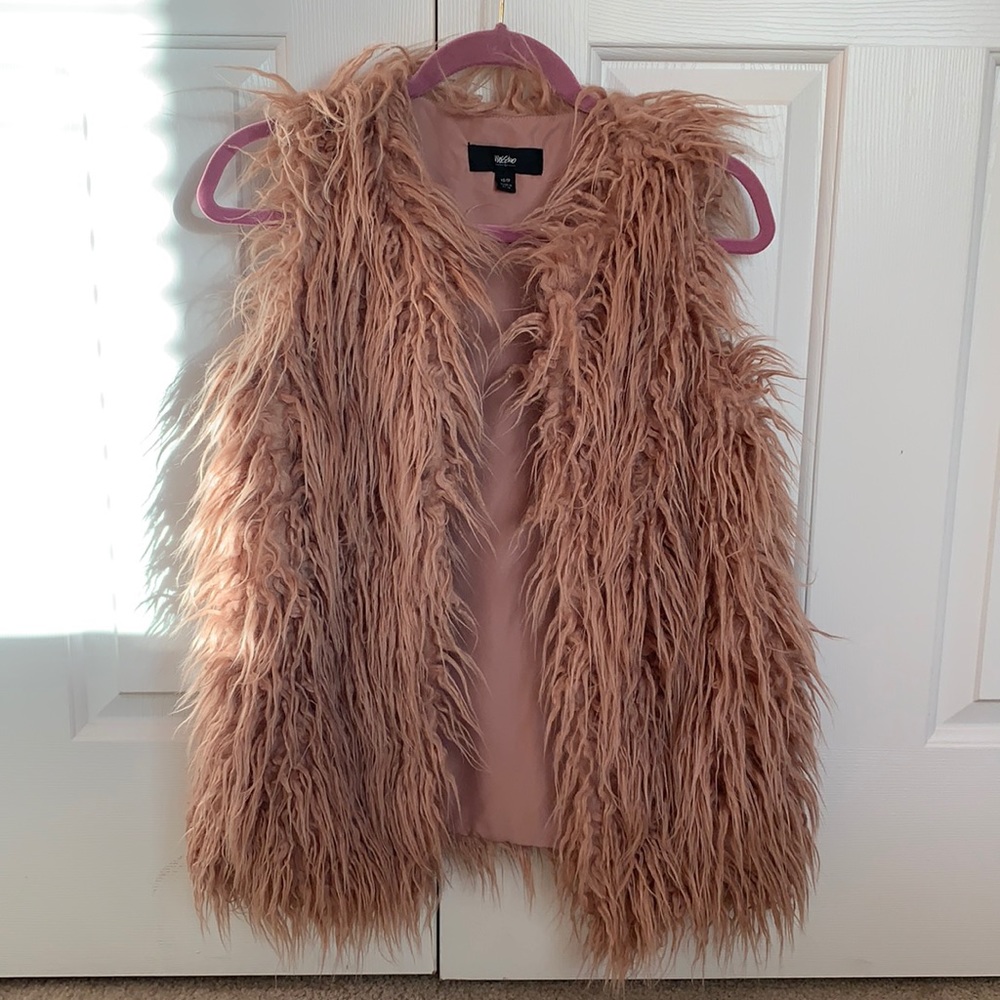 Mossimo Shaggy Faux Fur Vest - Pink, XS
